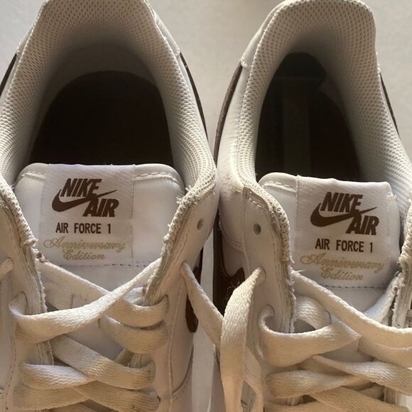 NIKE AF1 Anniversary Edition White/Chocolate Sneakers Size 11.5 - Picture 1 of 8
